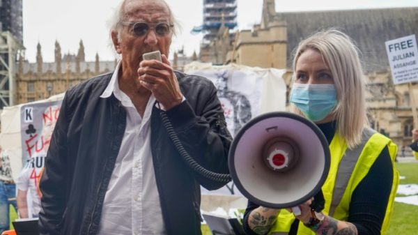 John Pilger at a 2021 rally in London to mark WikiLeaks founder Julian Assange's 50th birthday