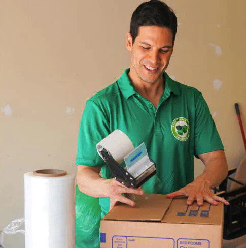 The leading moving box rental company in San Diego and surrounding areas has made a name for itself because of its reliable solutions that include boxes made from environmentally friendly materials made in the US, and strong customer support.